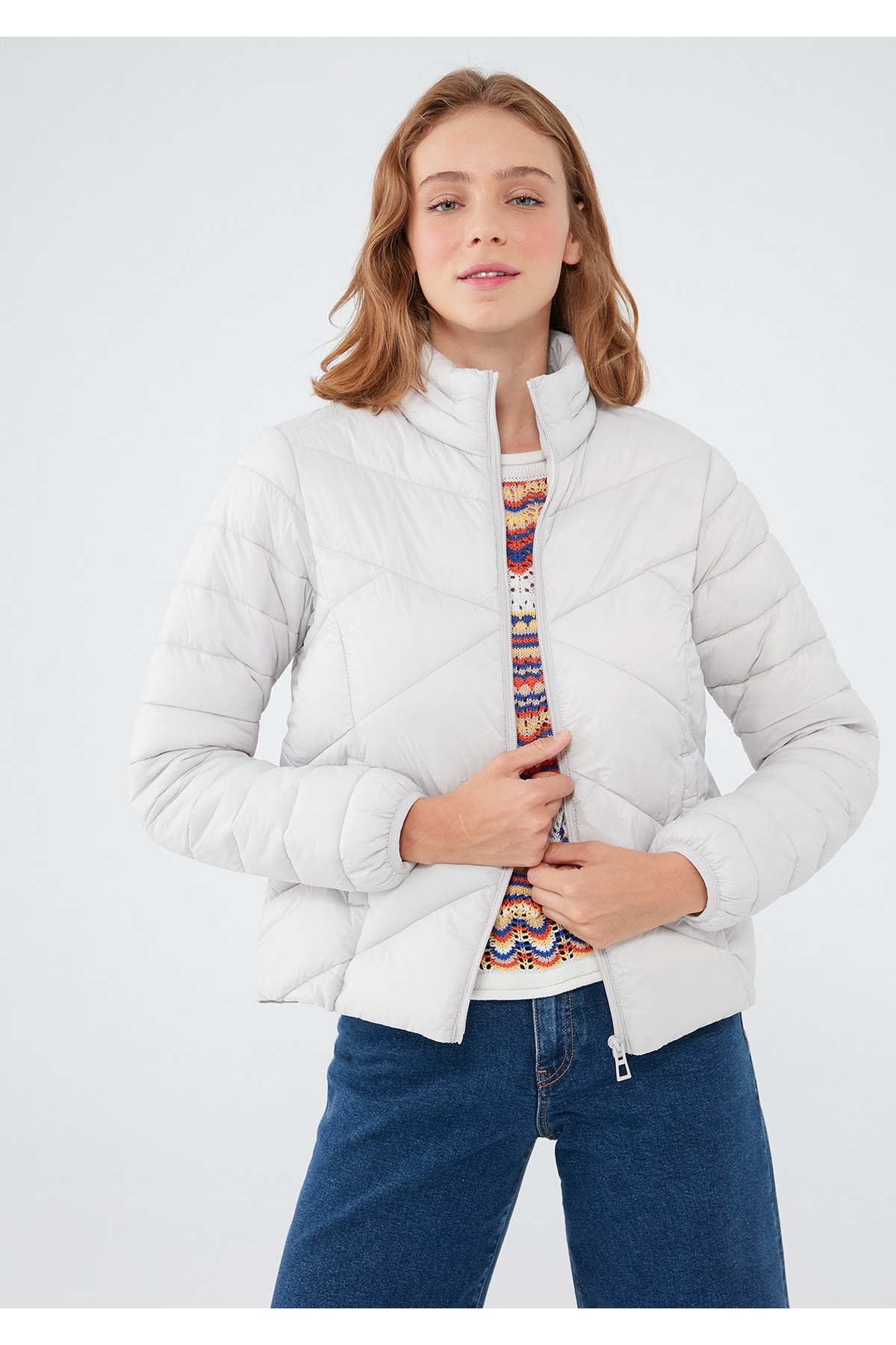 Mavi Dik Yaka Gri Şişme Mont Regular Fit / Normal Kesim 110698-27105 -1 کاپشن کوتاه سفید زنانه ماوی