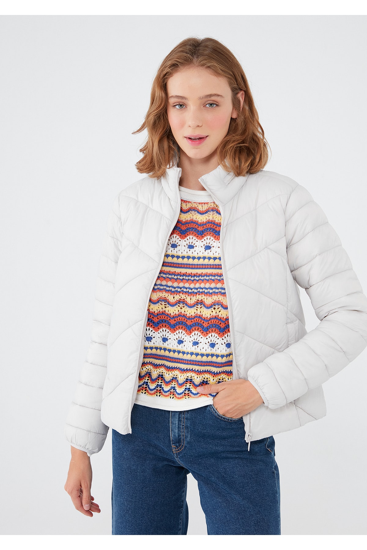 Mavi Dik Yaka Gri Şişme Mont Regular Fit / Normal Kesim 110698-27105 -2 کاپشن کوتاه سفید زنانه ماوی