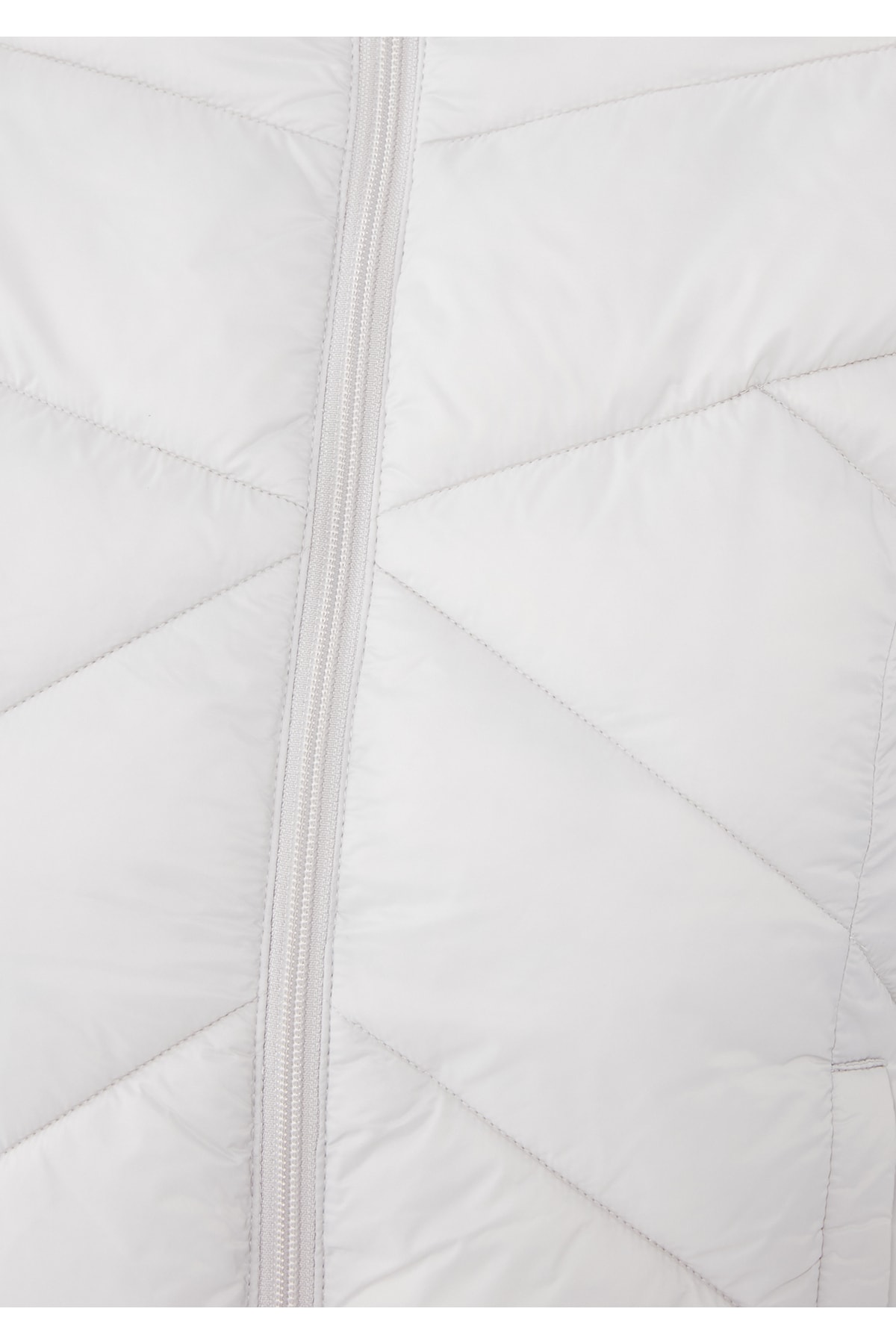 Mavi Dik Yaka Gri Şişme Mont Regular Fit / Normal Kesim 110698-27105 -7 کاپشن کوتاه سفید زنانه ماوی